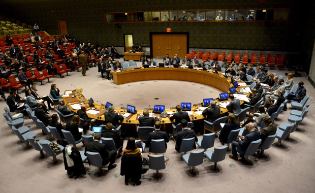 Париз прети онима који стану уз нас